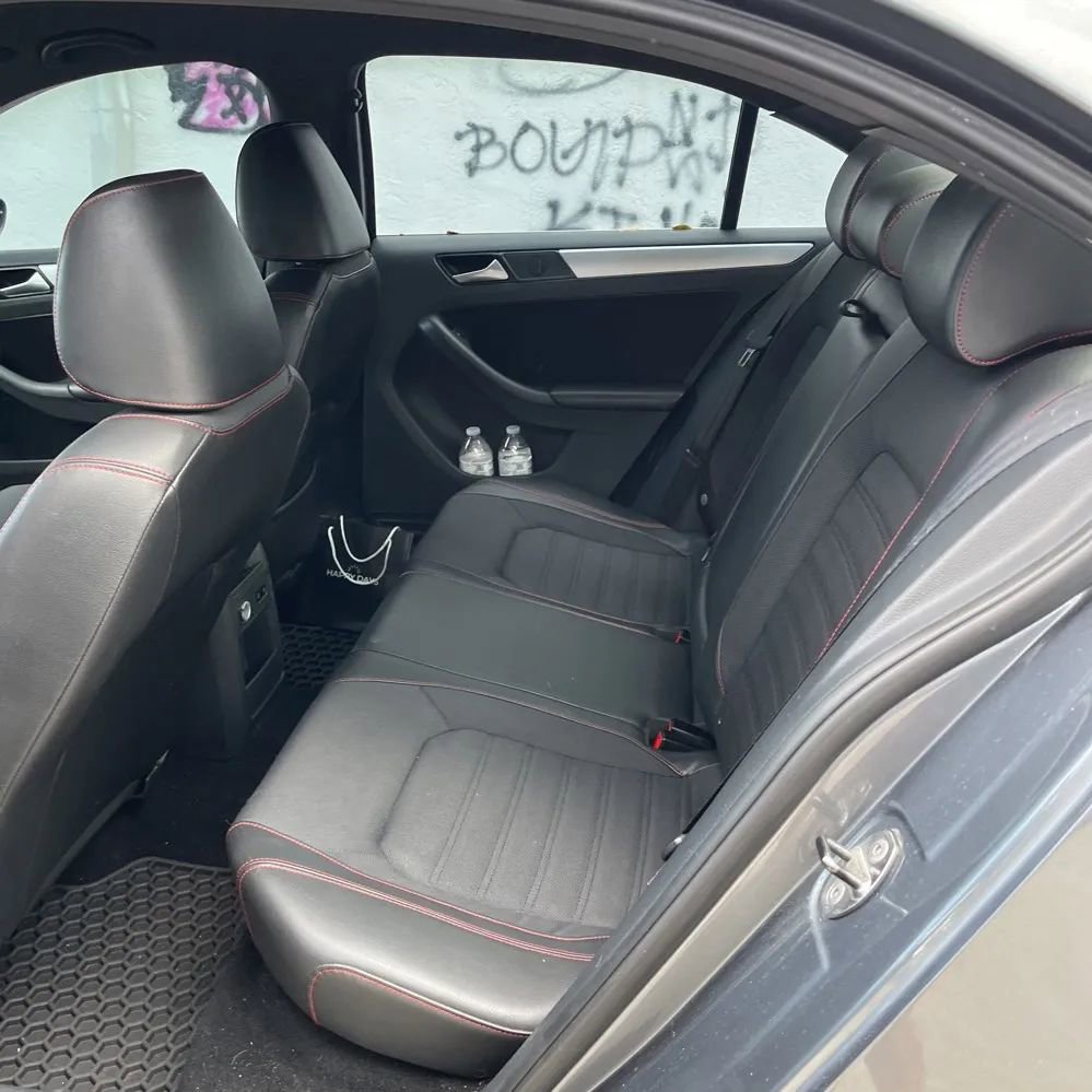 Used 2014 Volkswagen Jetta GLI image 4