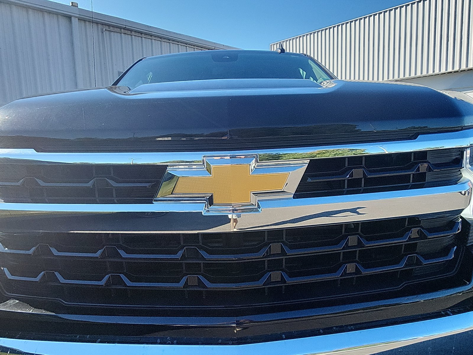 Used 2023 Chevrolet Silverado 1500 LT AWD/4WD image 14