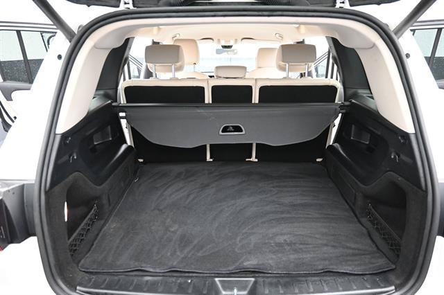 Used 2023 Mercedes-Benz GLB 250 w/ Premium Package image 13