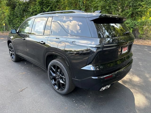 Used 2026 Chevrolet Traverse RS FWD image 3