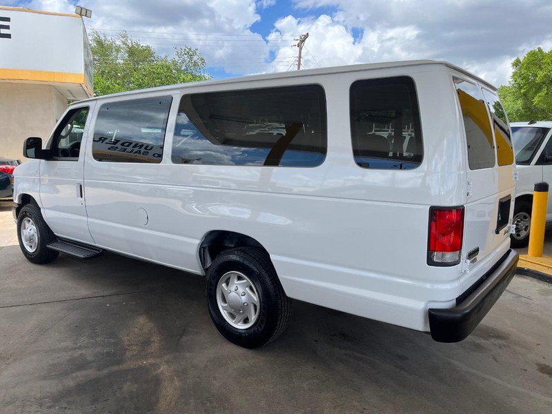Used 2013 Ford E-350 and Econoline 350 XL w/ Interior Upgrade Pkg RWD image 6