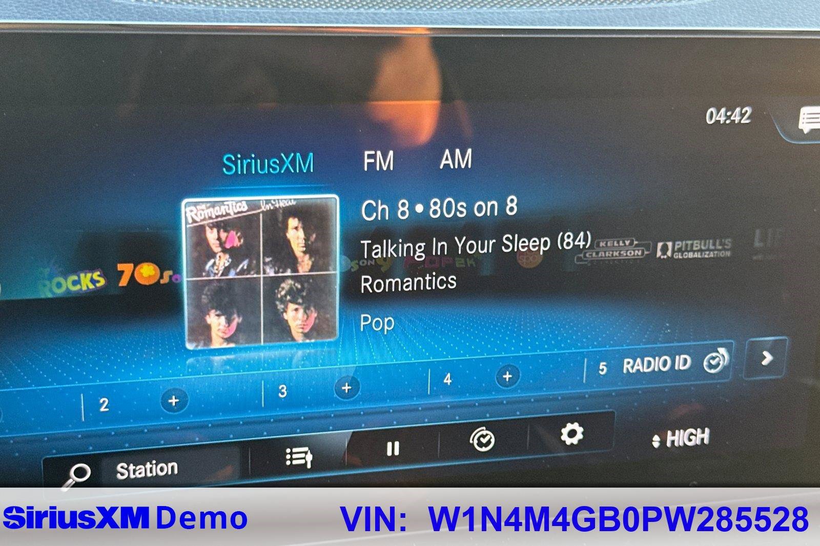 Certified 2023 Mercedes-Benz GLB 250 image 32