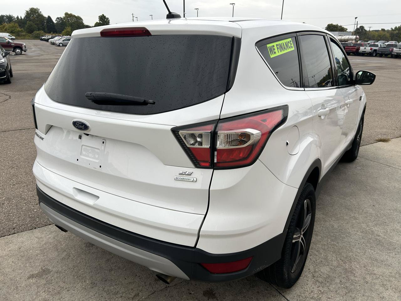 Used 2017 Ford Escape SE FWD image 5