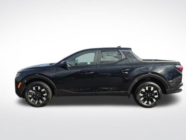 Used 2025 Hyundai Santa Cruz SE AWD/4WD image 10