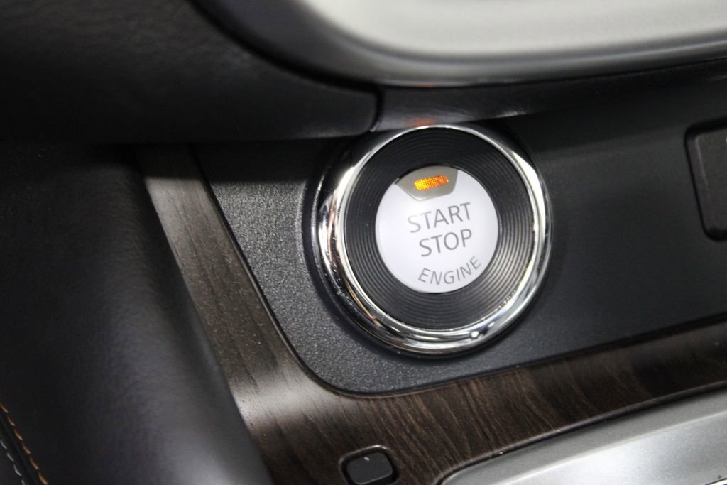 Used 2024 Nissan Murano Platinum w/ Cargo Package image 40