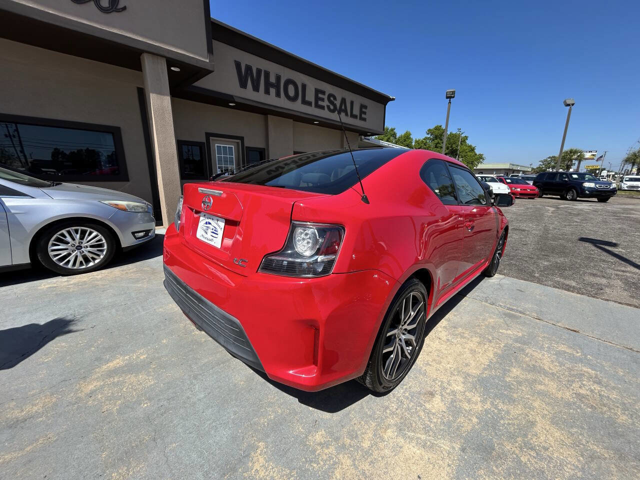 Used 2016 Scion tC image 5