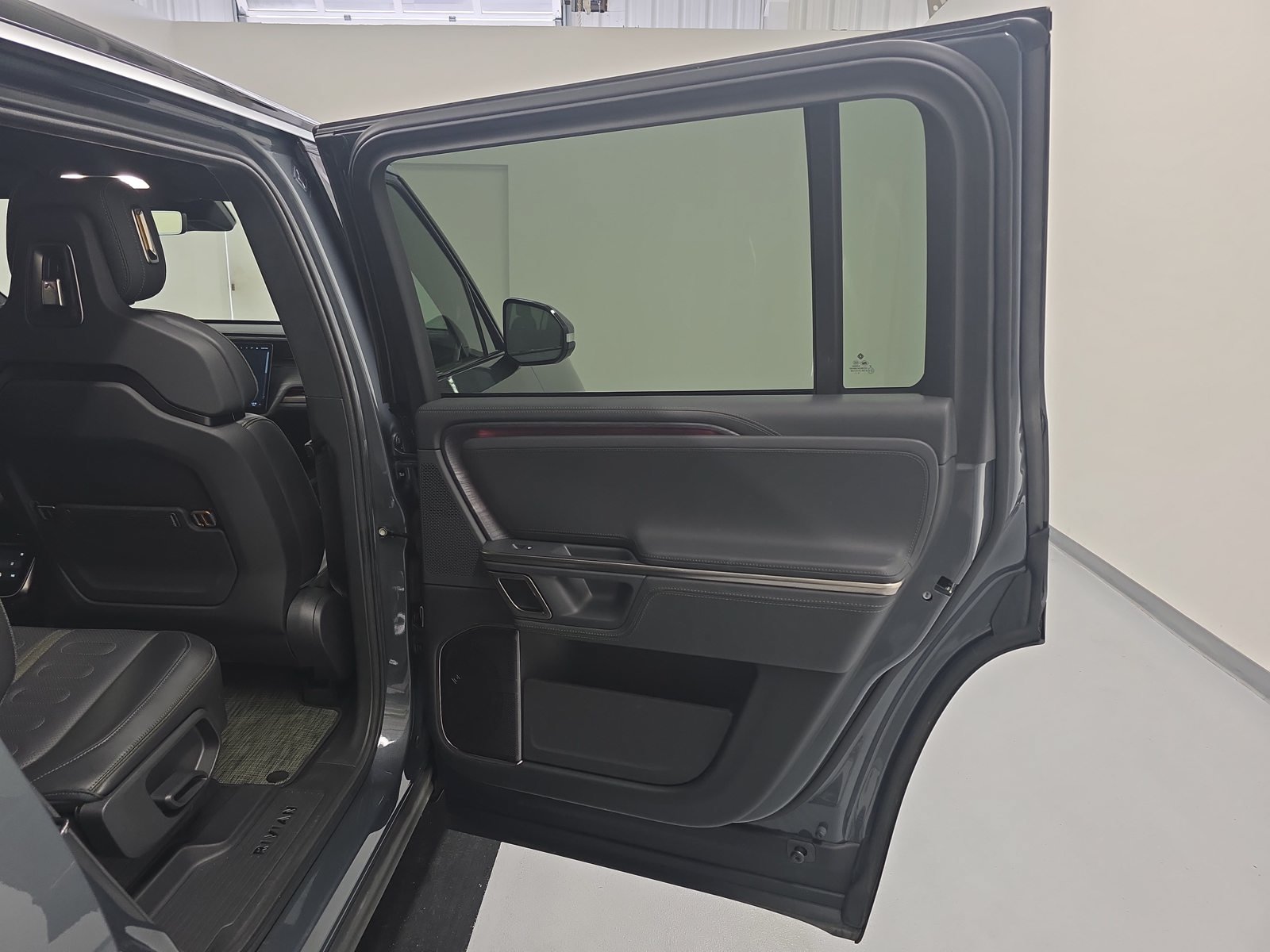 Used 2024 Rivian R1S Adventure Quad AWD/4WD image 19