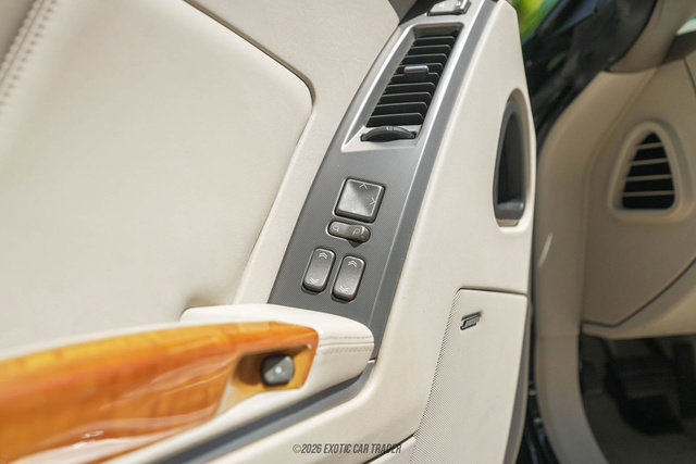 Used 2004 Cadillac XLR image 31