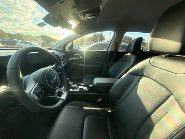 Used 2024 Kia Sportage EX FWD image 9