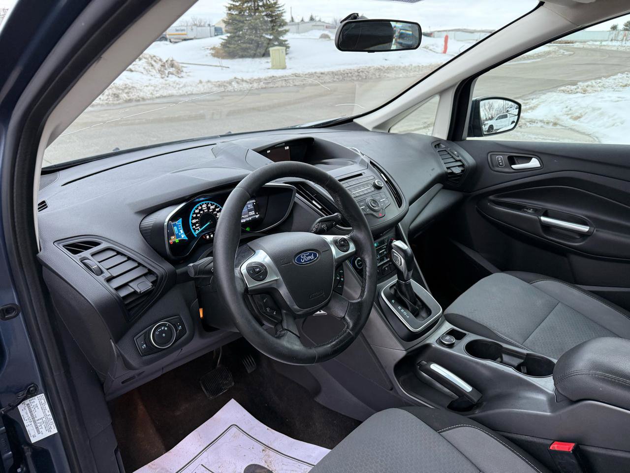 Used 2018 Ford C-MAX SE w/ Cold Weather Package image 14