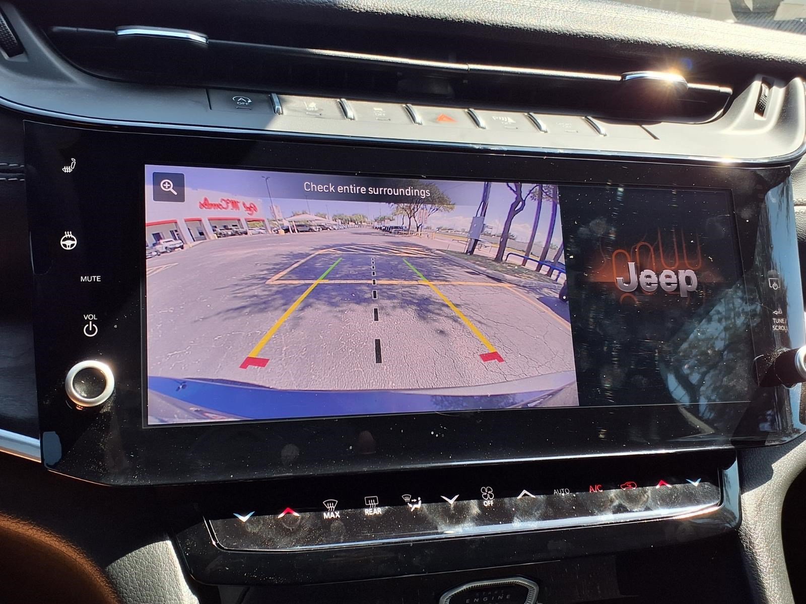 Used 2026 Jeep Grand Cherokee L 2WD image 16