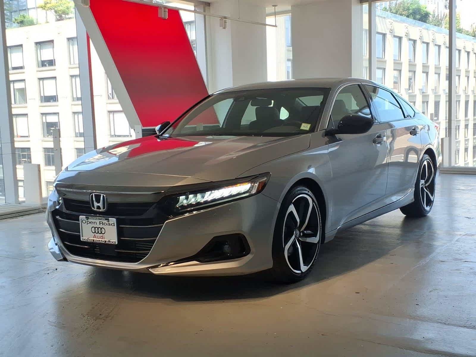 Used 2022 Honda Accord Sport image 1