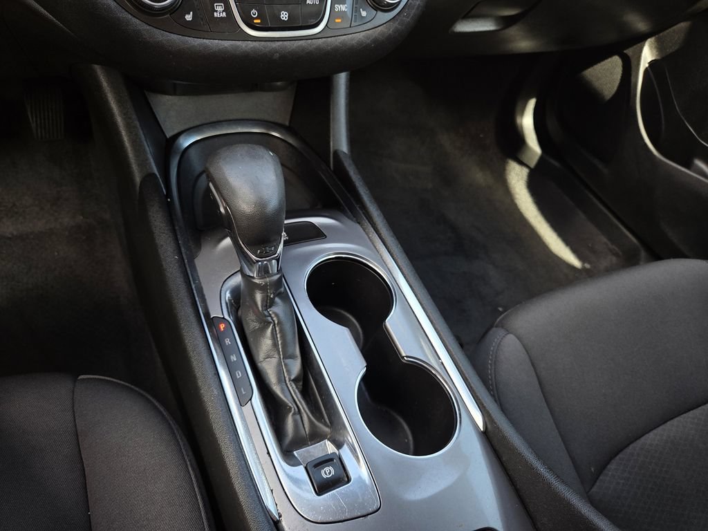 Used 2023 Chevrolet Malibu LT FWD image 13
