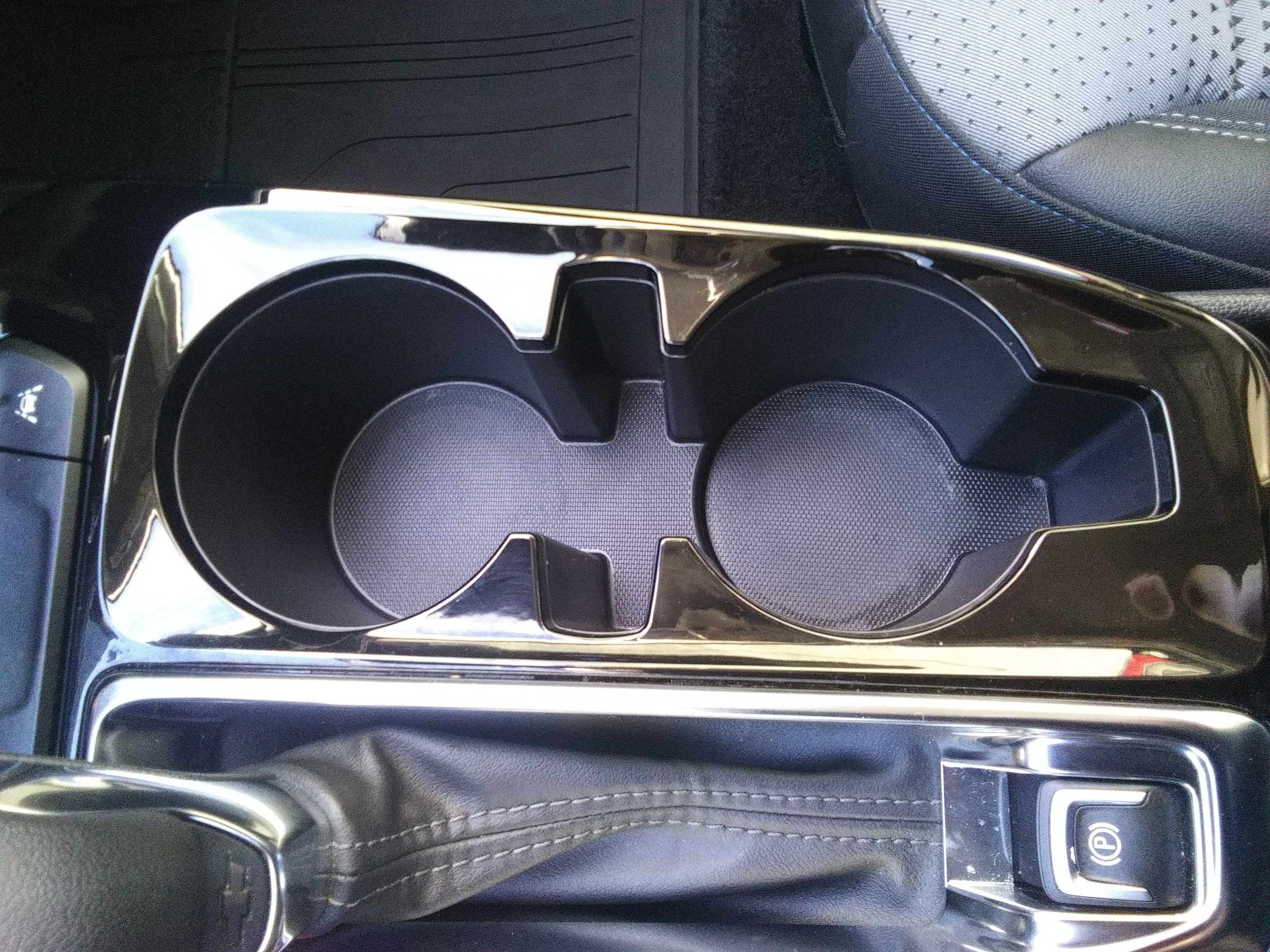 Used 2024 Chevrolet Trax LT w/ Driver Confidence Package image 16