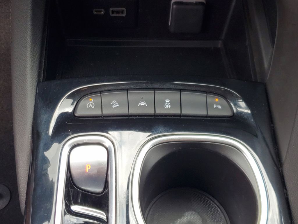 Used 2023 Buick Envision Essence w/ Sport Touring Package image 28