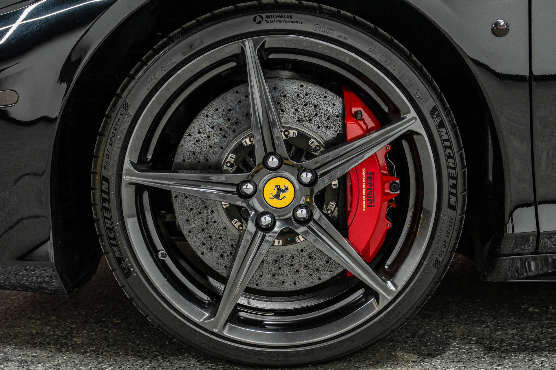 Used 2012 Ferrari 458 Italia Coupe image 9