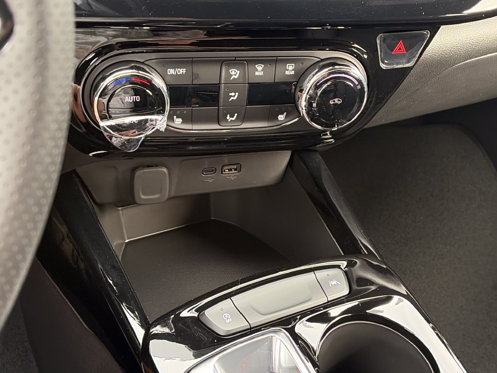 New 2026 Chevrolet Trax RS w/ Driver Confidence Package FWD image 19