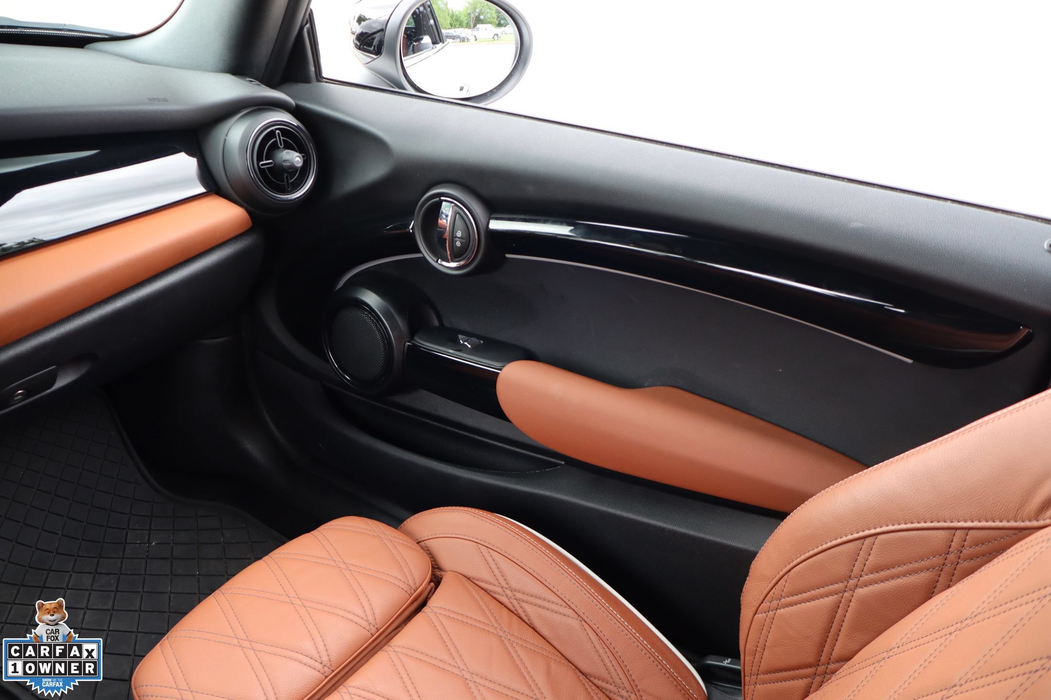 Used 2024 MINI Cooper Convertible w/ Signature Upholstery Package FWD image 23