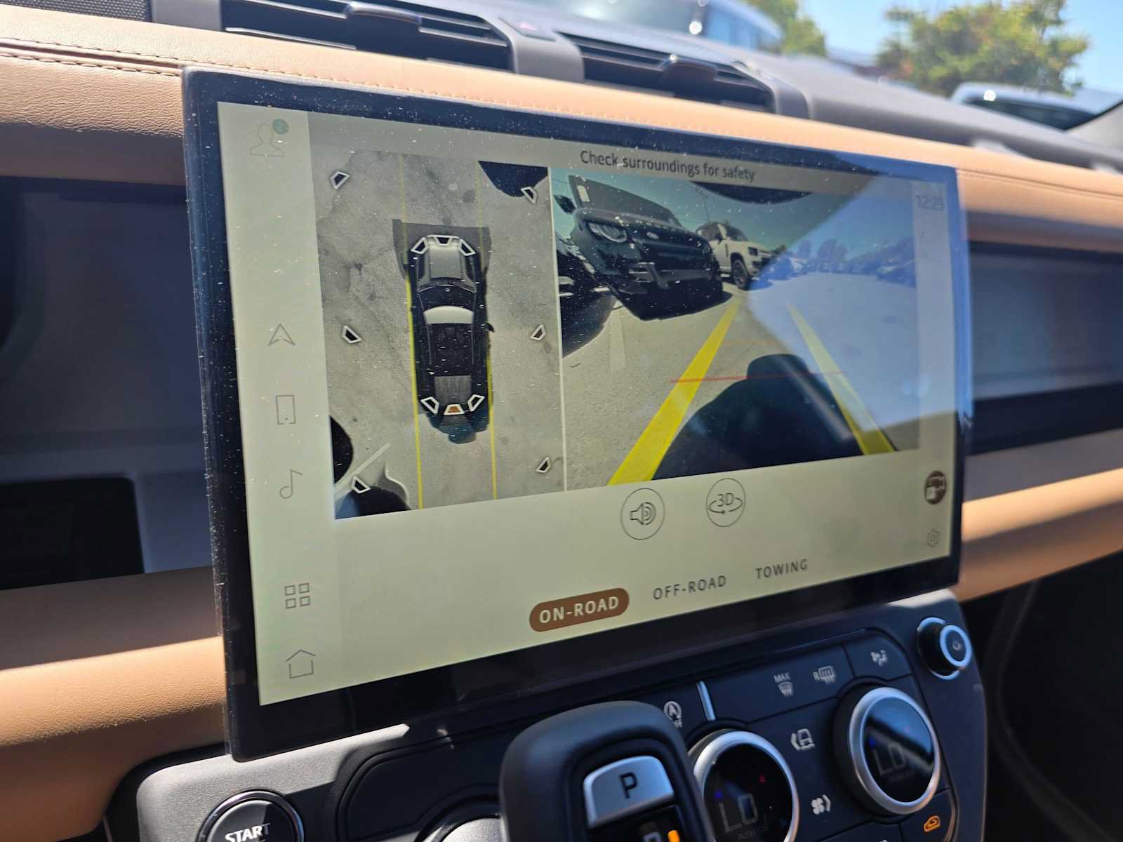New 2026 Land Rover Defender 110 X-Dynamic SE AWD/4WD image 28