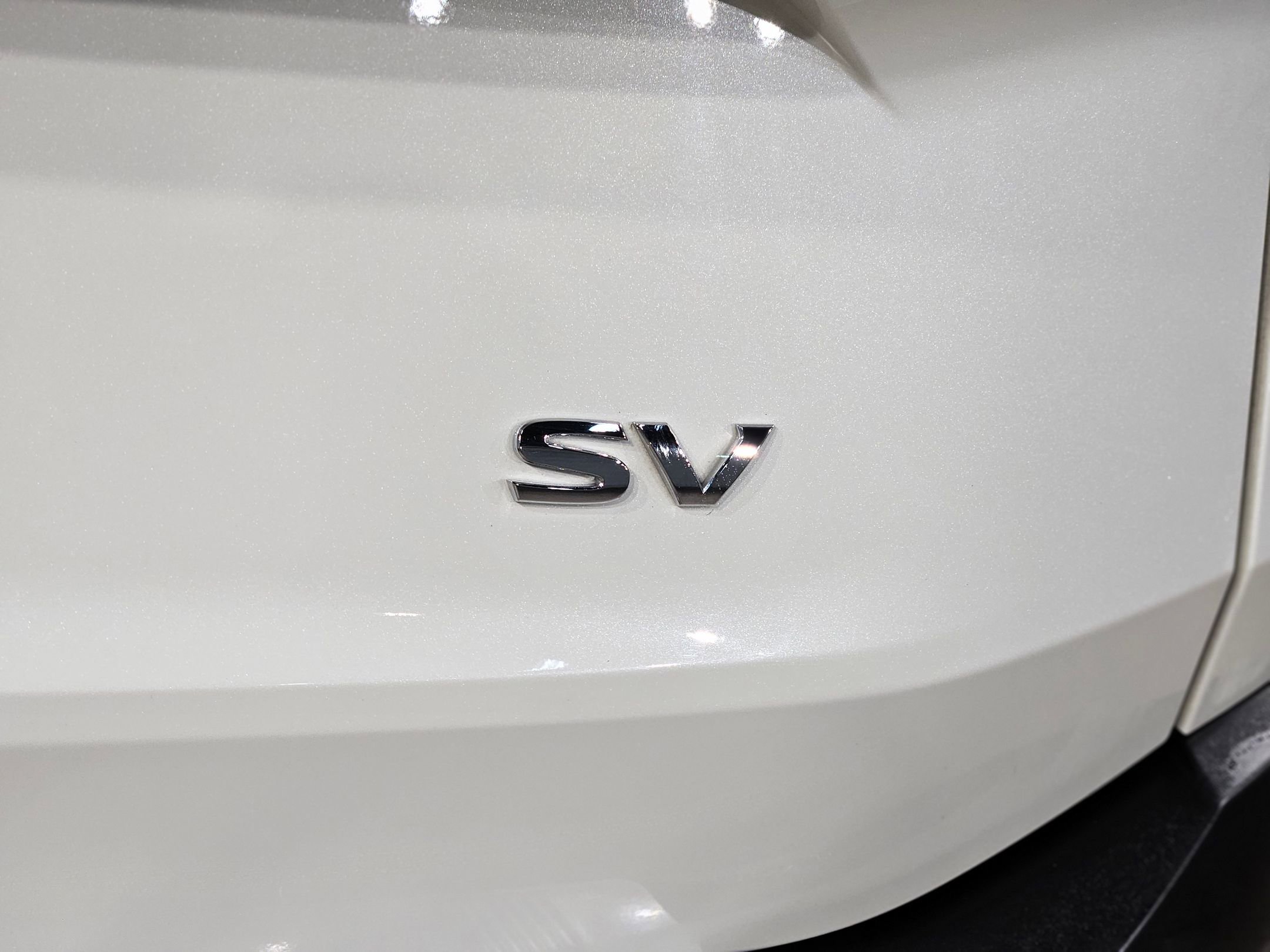 Used 2023 Nissan Rogue SV image 37