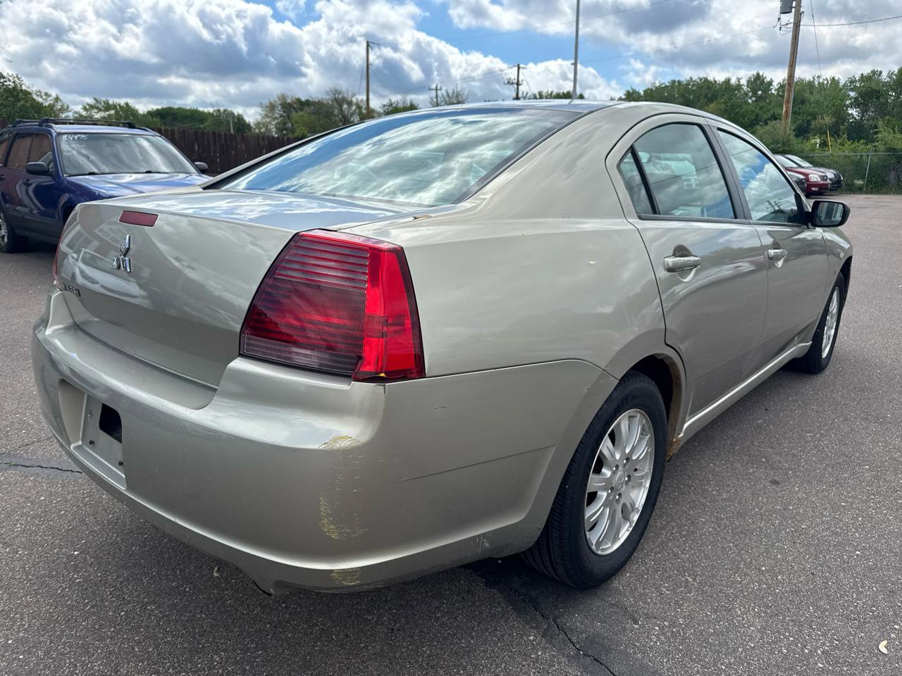 Used 2008 Mitsubishi Galant ES FWD image 5