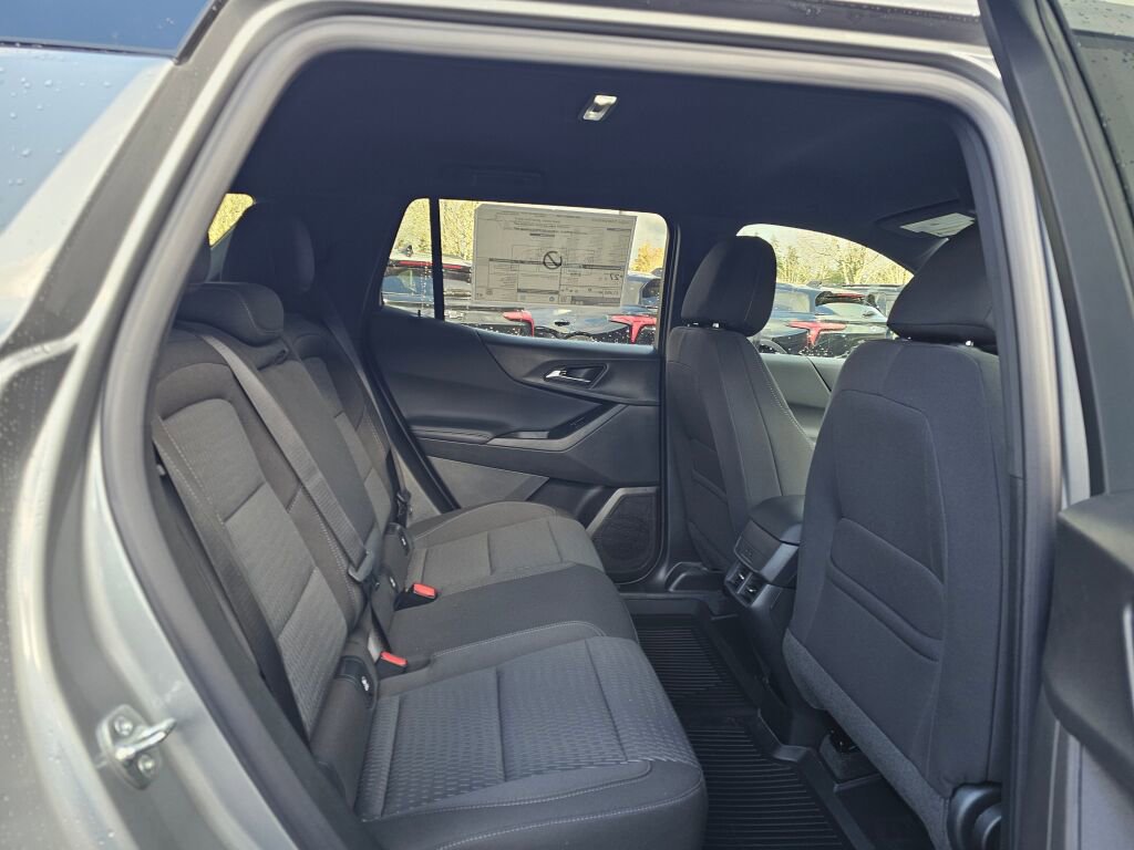 New 2026 Chevrolet Equinox LT w/ Safety and Technology Package image 26