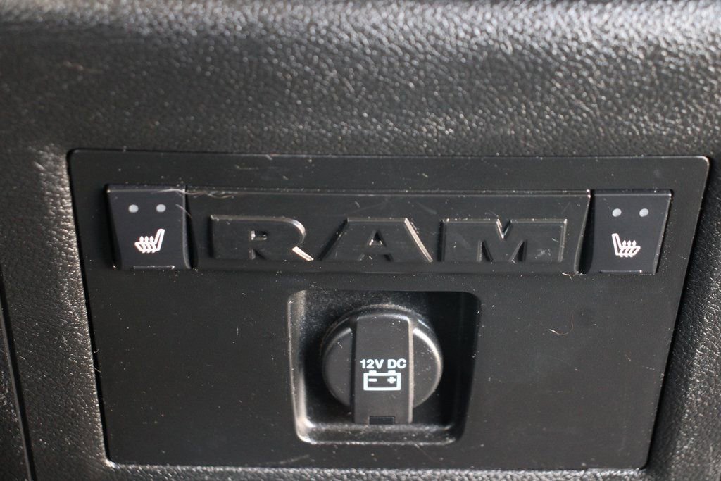 Used 2018 RAM 3500 Laramie image 38