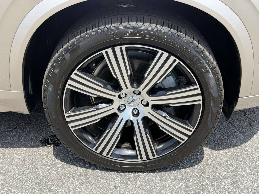 Used 2024 Volvo XC90 B6 Plus w/ Protection Package Premier AWD/4WD image 25