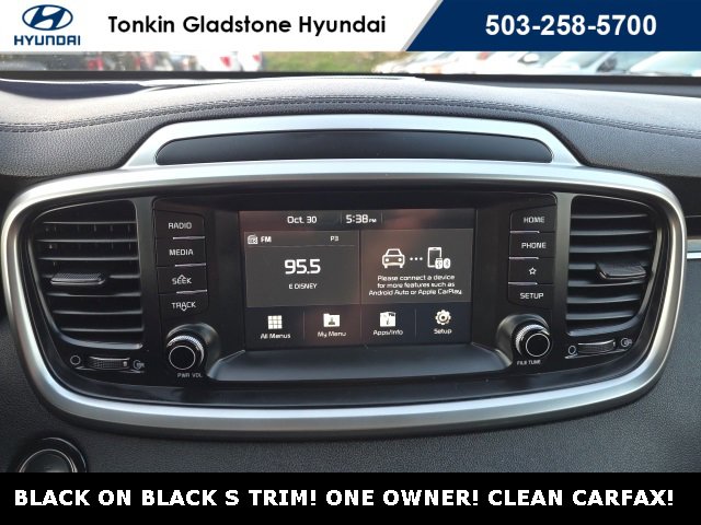 Used 2020 Kia Sorento S image 16