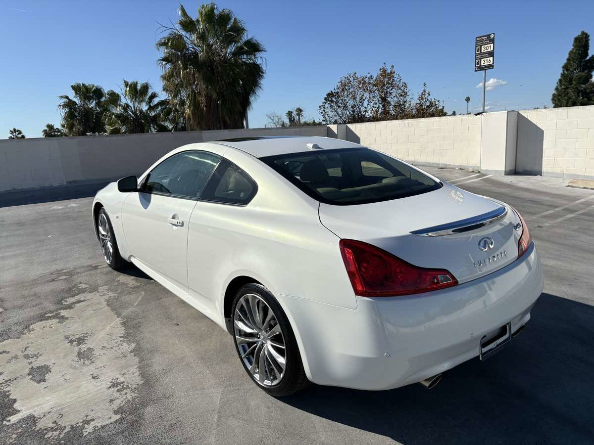 Used 2014 INFINITI Q60 Journey w/ Premium Package image 13