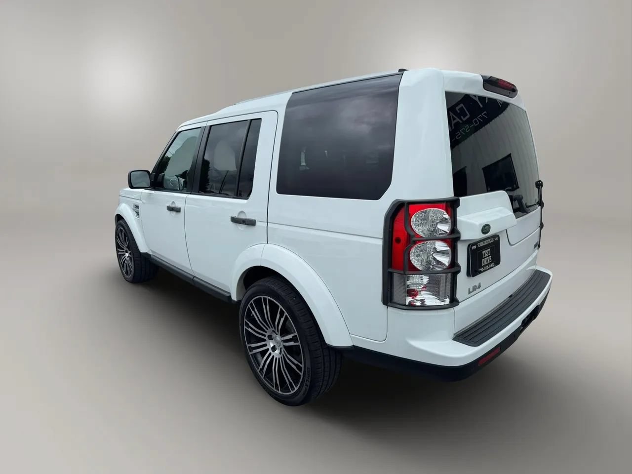 Used 2012 Land Rover LR4 HSE AWD/4WD image 8