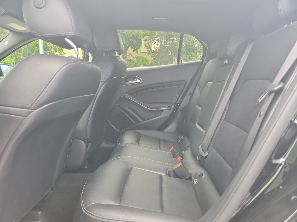 Used 2019 Mercedes-Benz GLA 250 image 16