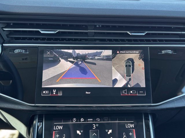 Used 2022 Audi Q8 Premium AWD/4WD image 26