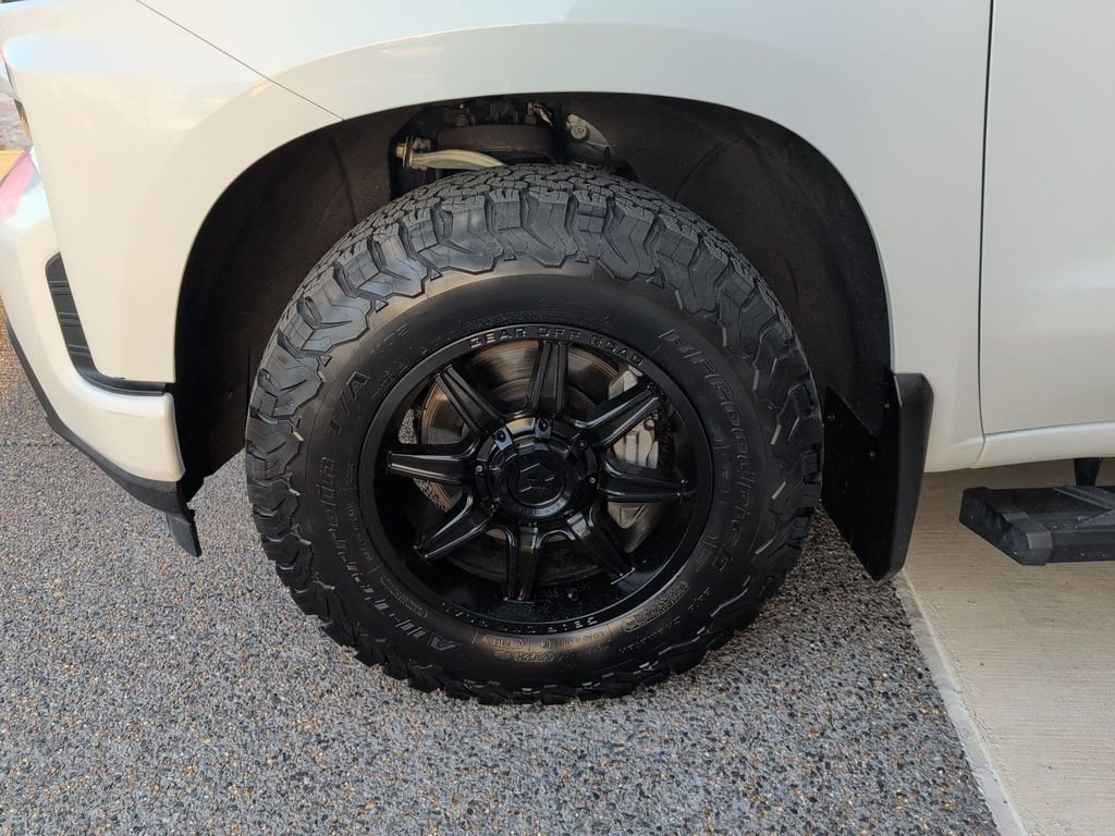 Used 2019 Chevrolet Silverado 1500 RST image 11
