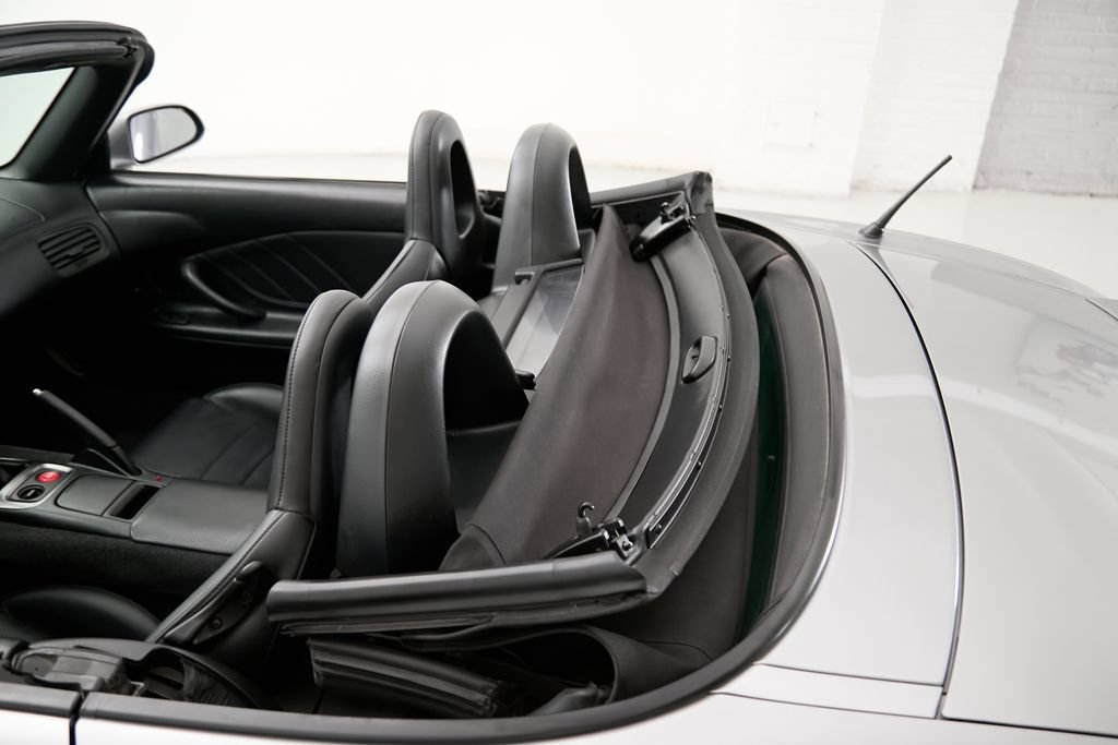 Used 2000 Honda S2000 image 22