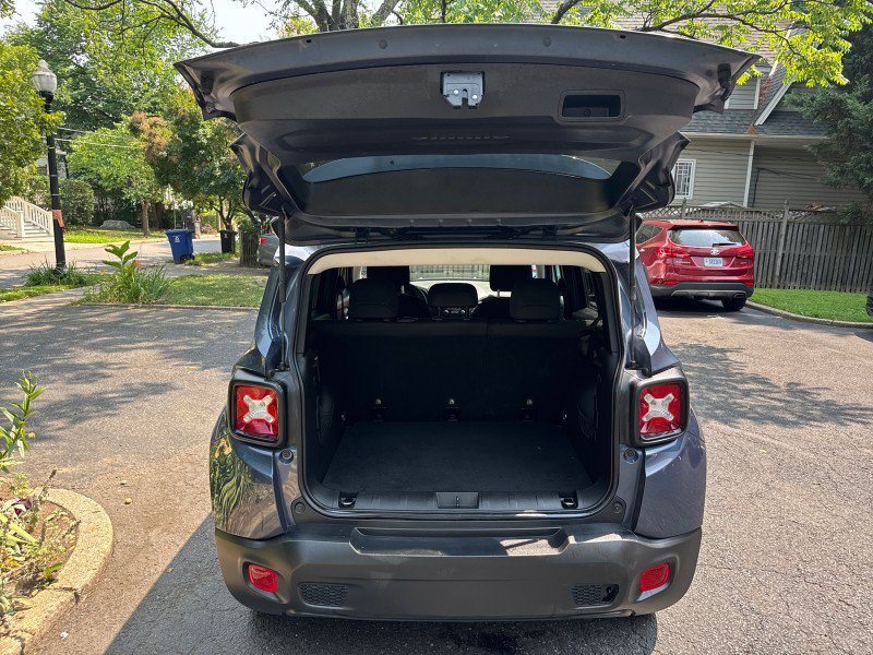Used 2019 Jeep Renegade Sport AWD/4WD image 32