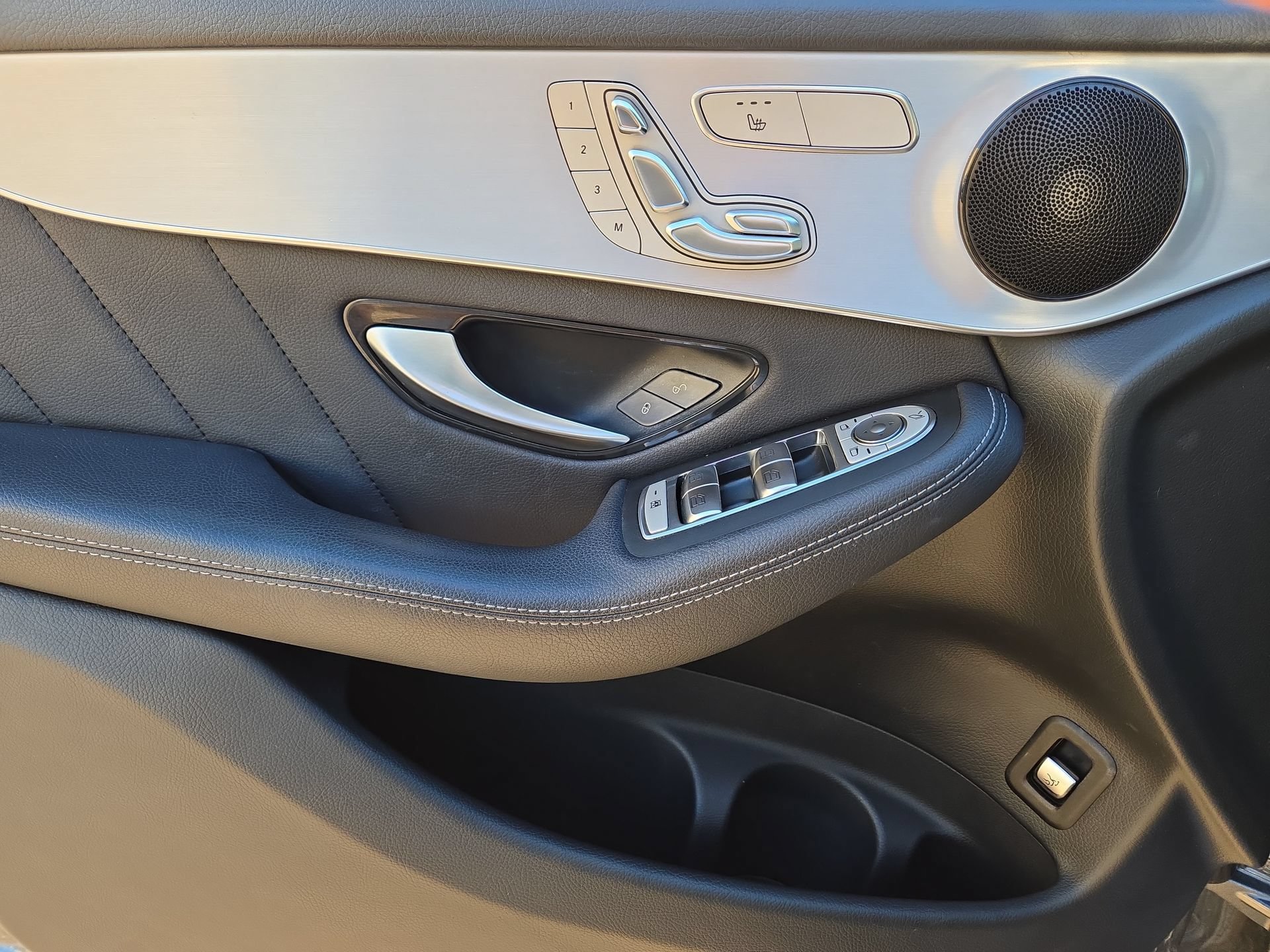 Used 2019 Mercedes-Benz GLC 300 image 15