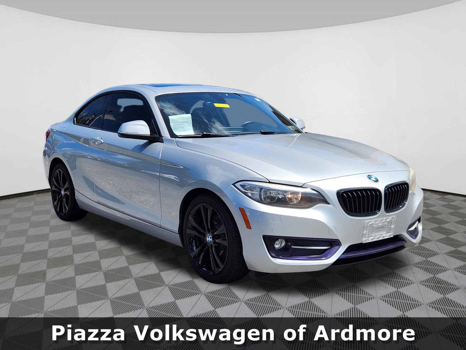 Used 2017 BMW 230i xDrive Coupe AWD/4WD image 1