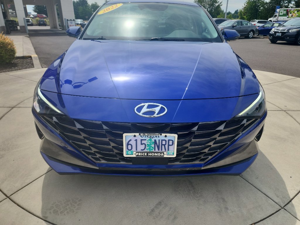 Used 2022 Hyundai Elantra Limited image 9