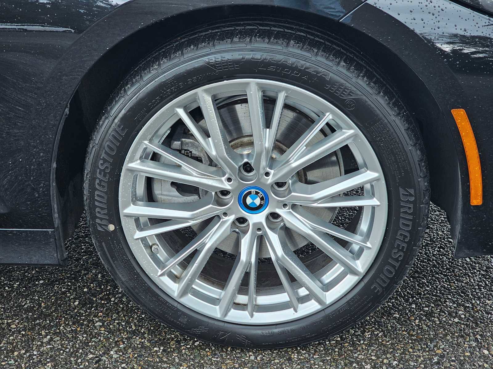 Used 2023 BMW 330e w/ Driving Assistance Package image 9