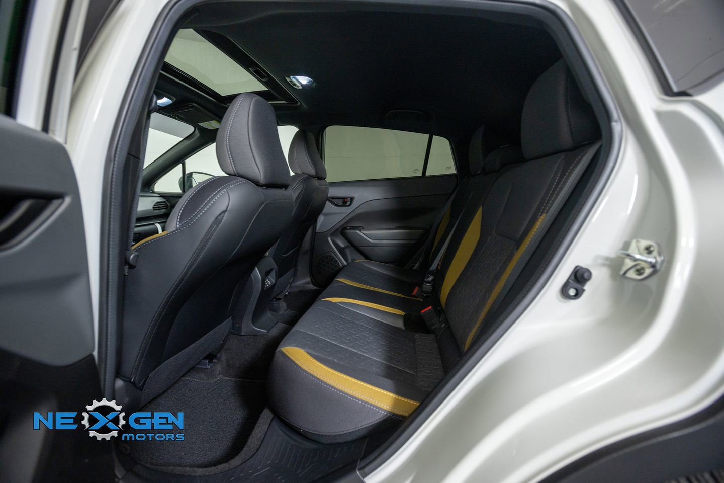 Used 2025 Subaru Crosstrek 2.5i Sport AWD/4WD image 27