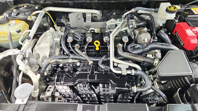 Used 2024 Mitsubishi Outlander SE image 35