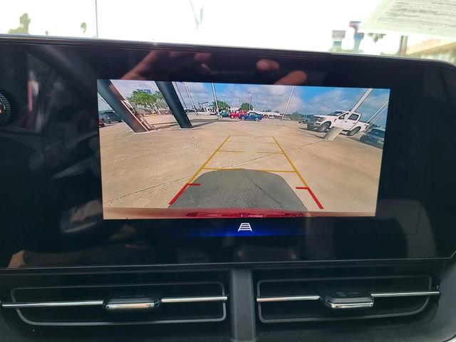 Used 2025 Chevrolet Trax LT FWD image 9