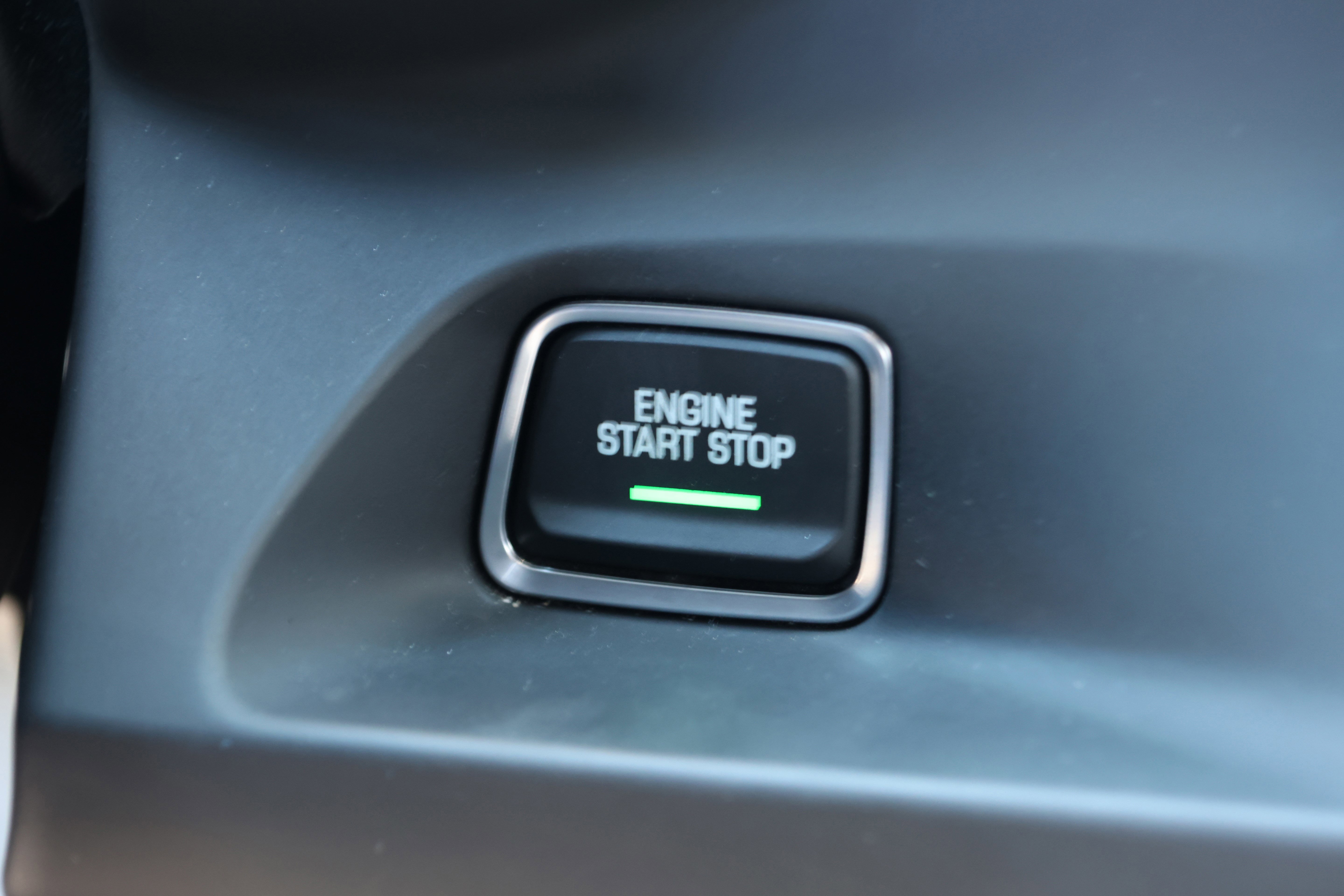 Used 2020 Chevrolet Camaro SS RWD image 23