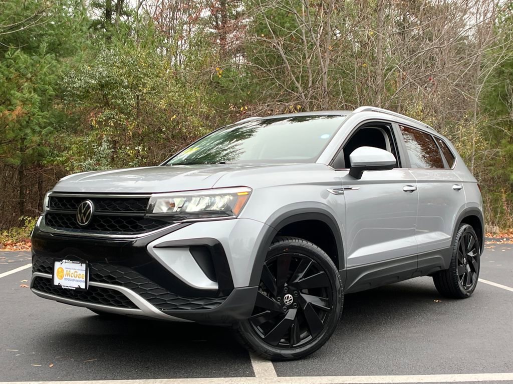 Used 2024 Volkswagen Taos SE