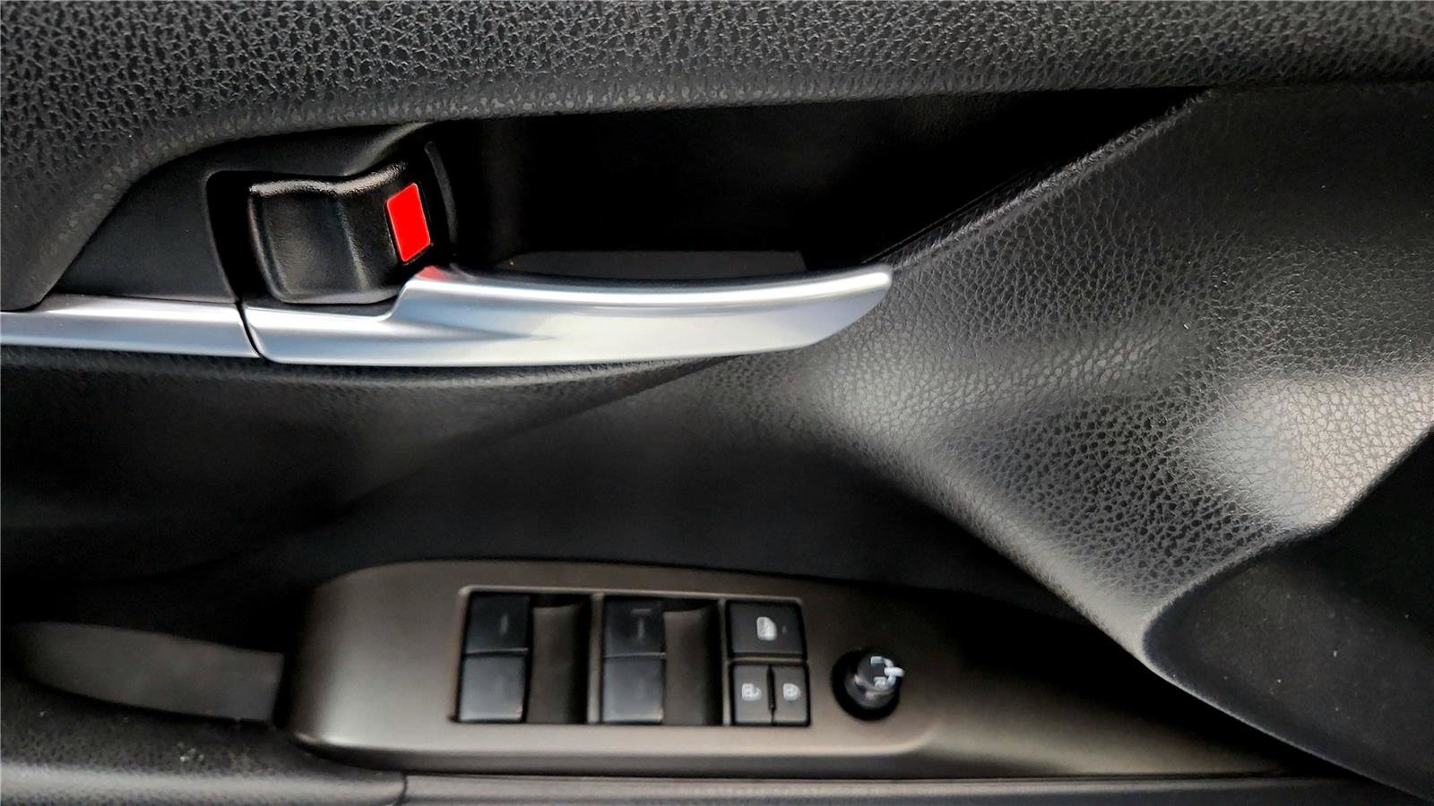 Certified 2023 Toyota Camry LE image 31