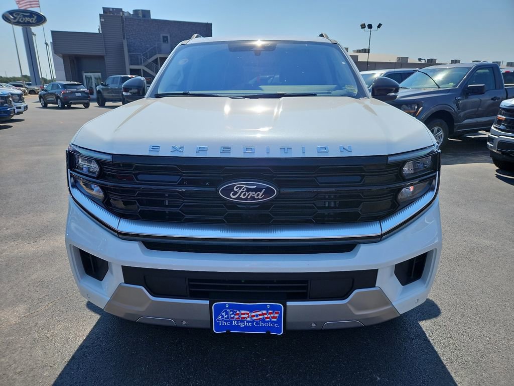 New 2025 Ford Expedition Max Platinum image 3
