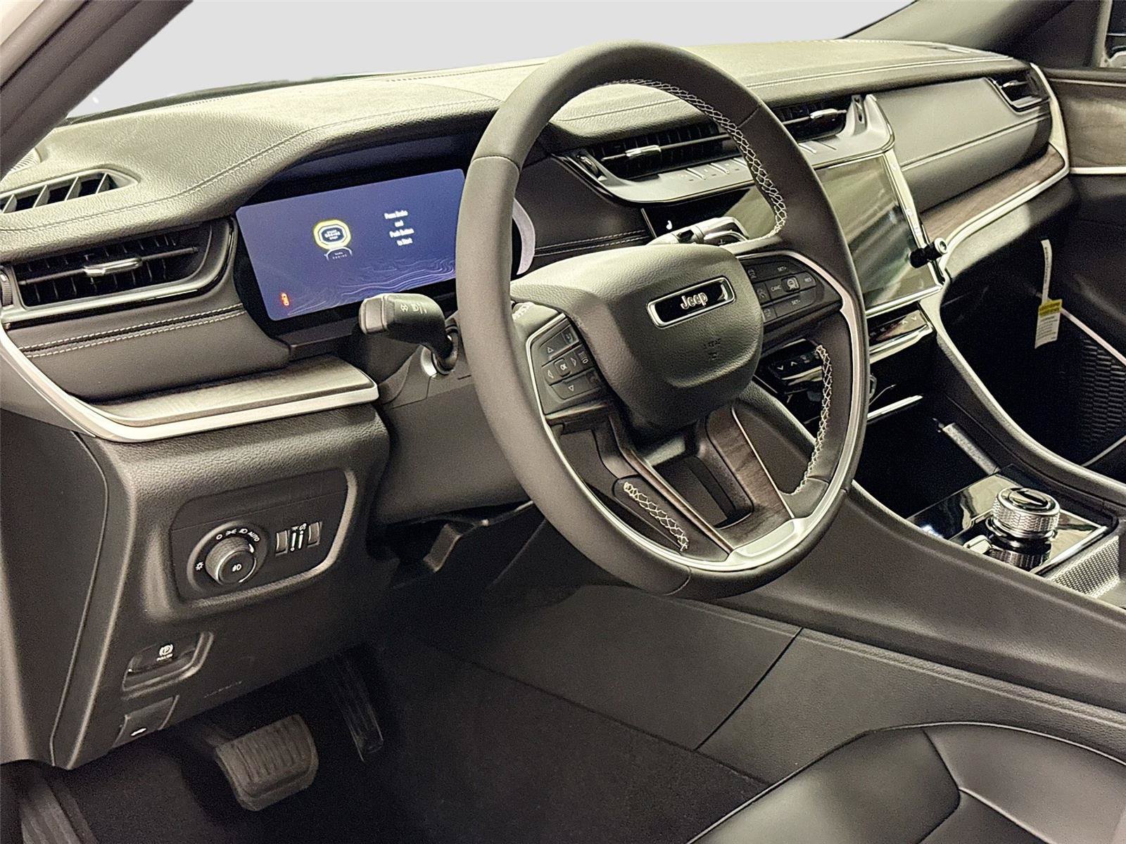 New 2026 Jeep Grand Cherokee L Limited AWD/4WD image 25