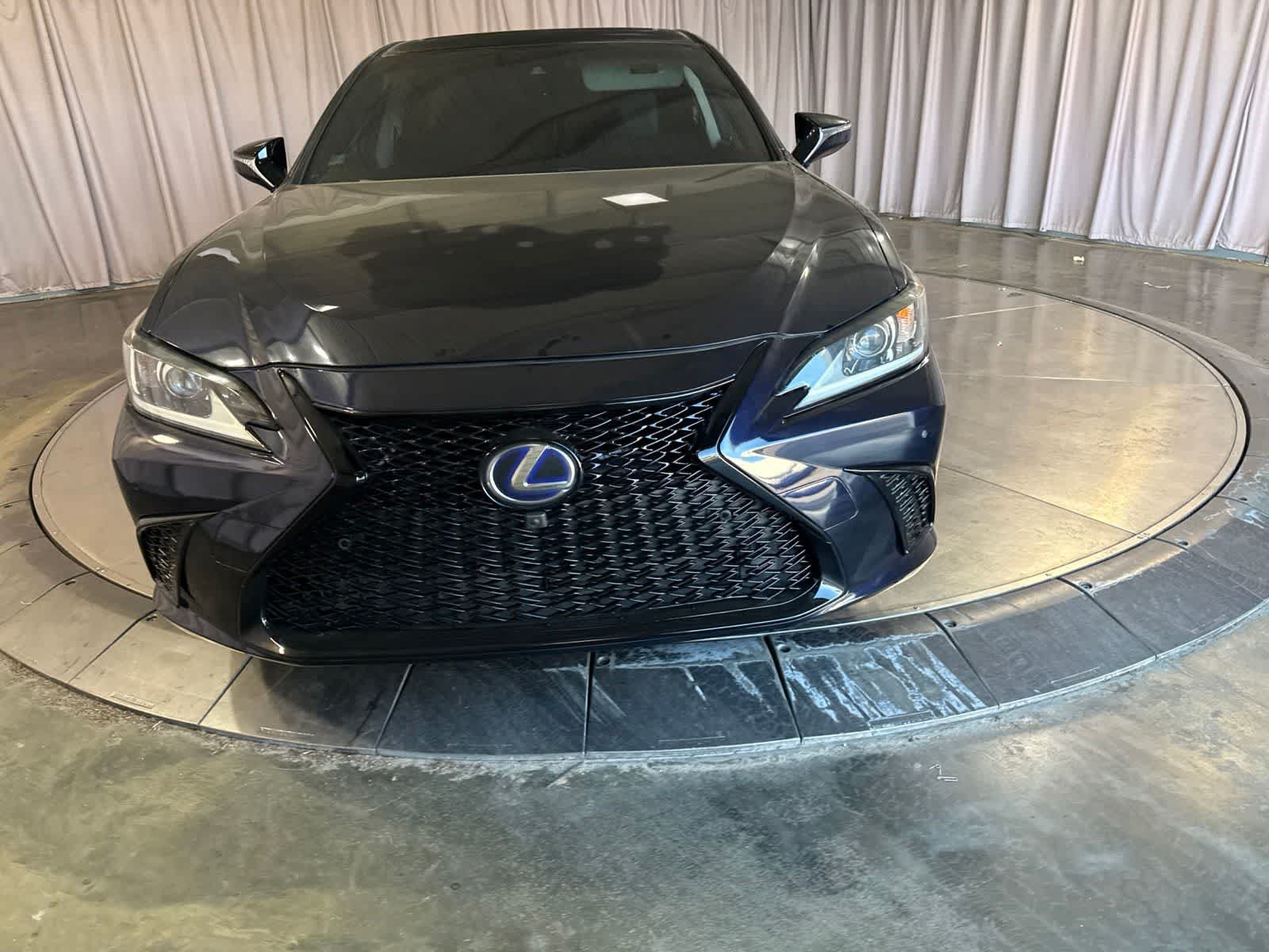 Used 2020 Lexus ES 300h w/ Premium Package FWD video 2