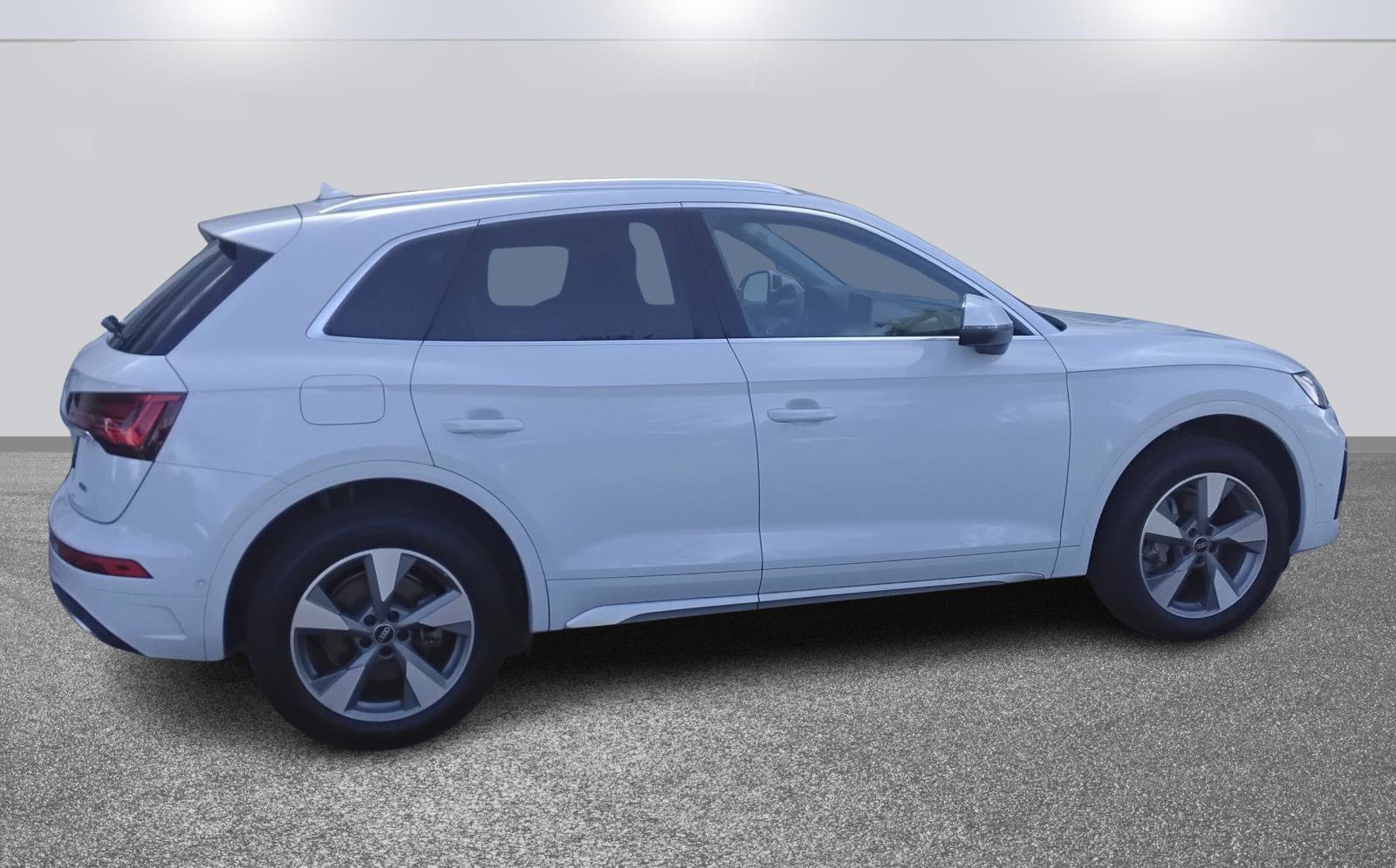 Certified 2023 Audi Q5 Prestige w/ Prestige Package image 4